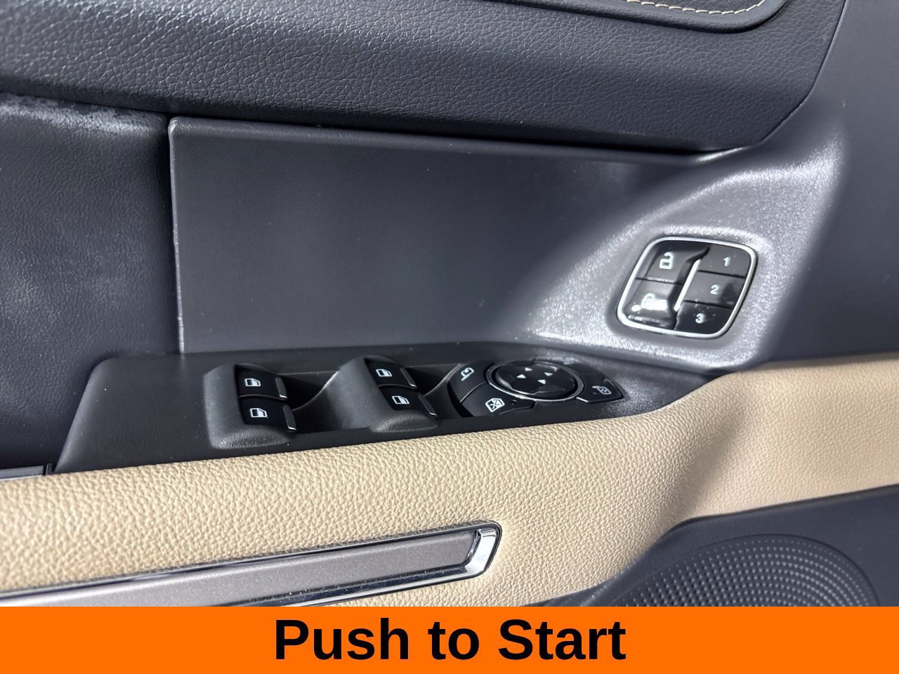 Used 2024 Ford Expedition Limited AWD/4WD image 11