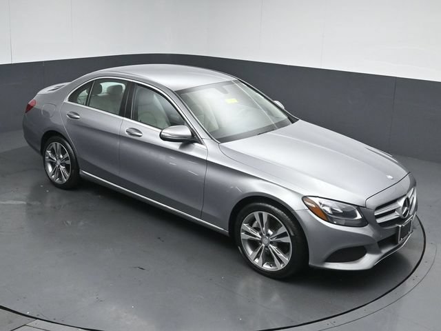 Used 2016 Mercedes-Benz C 300 4MATIC Sedan image 44