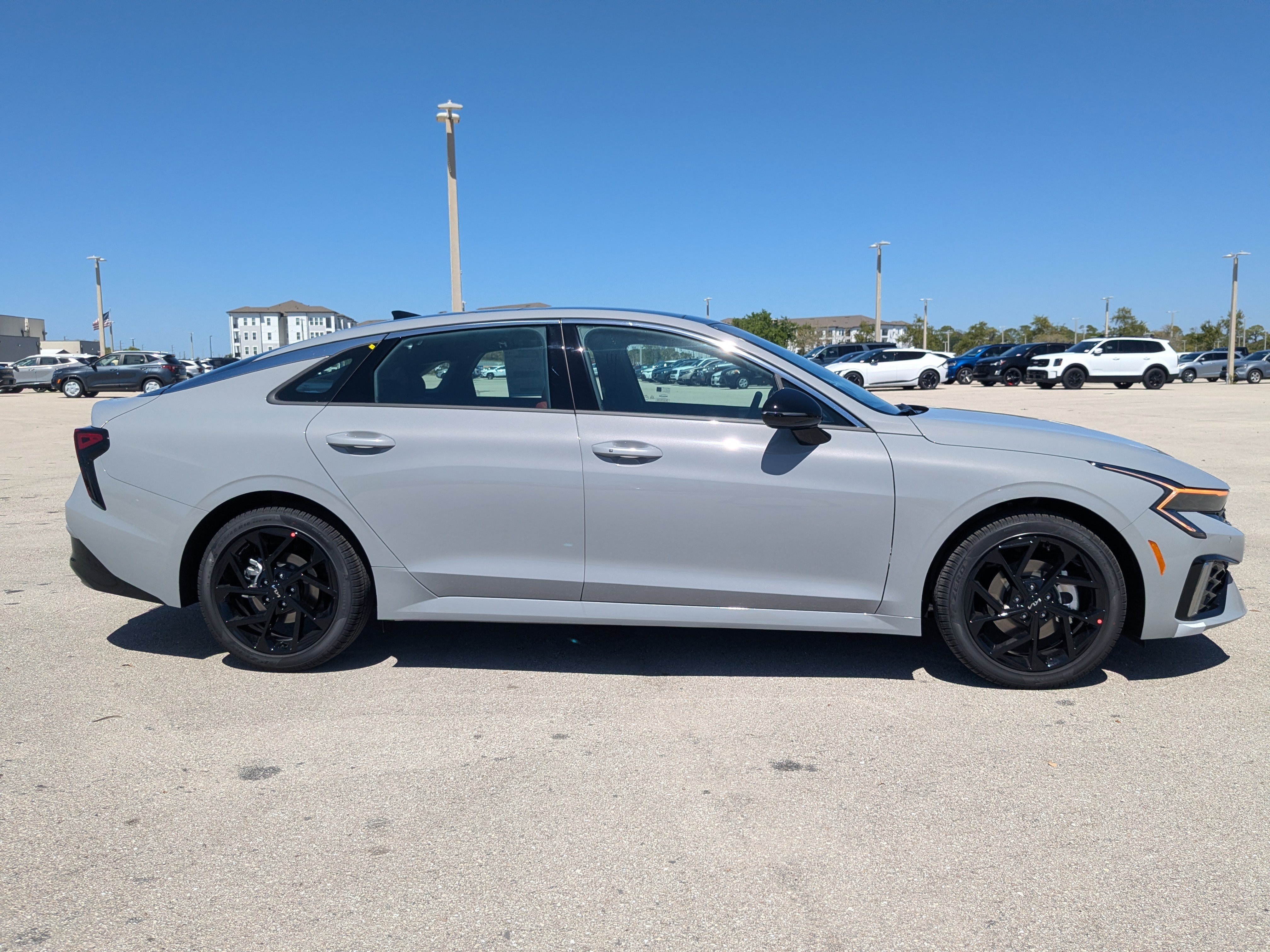 New 2026 Kia K5 GT-Line w/ GT-Line Premium Package FWD image 4