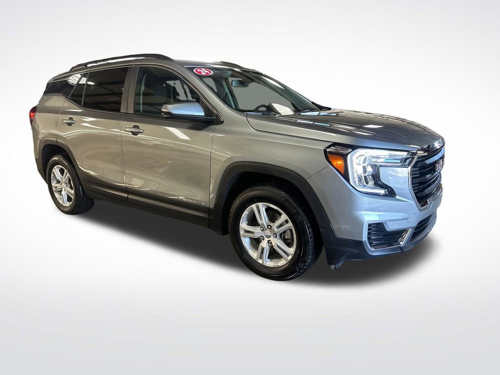 Certified 2024 GMC Terrain SLE w/ Driver Convenience Package AWD/4WD image 8