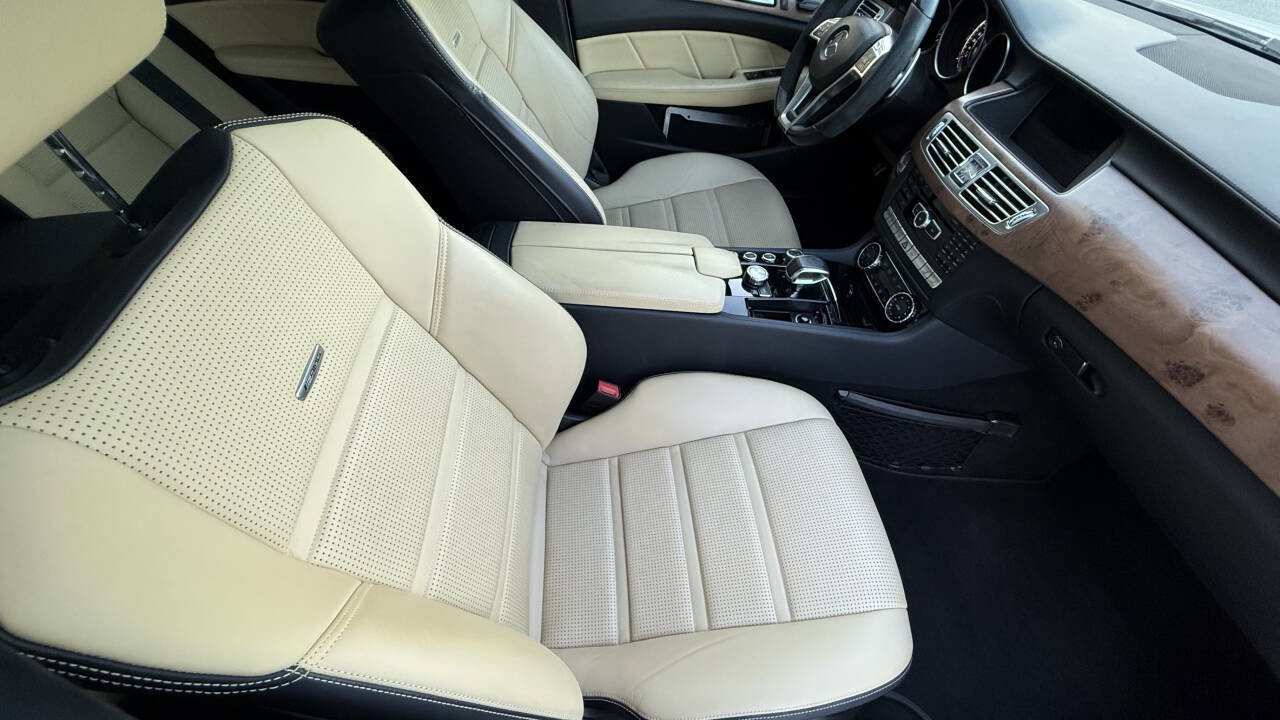 Used 2014 Mercedes-Benz CLS 63 AMG 4MATIC image 17