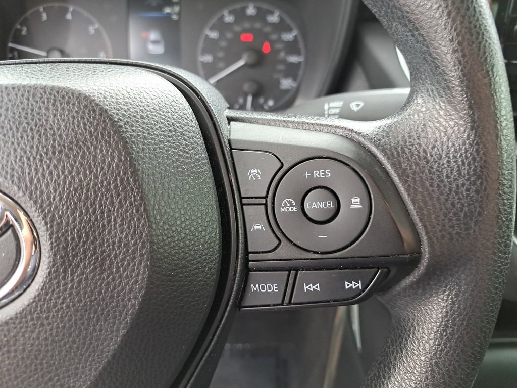Certified 2023 Toyota Corolla LE image 19