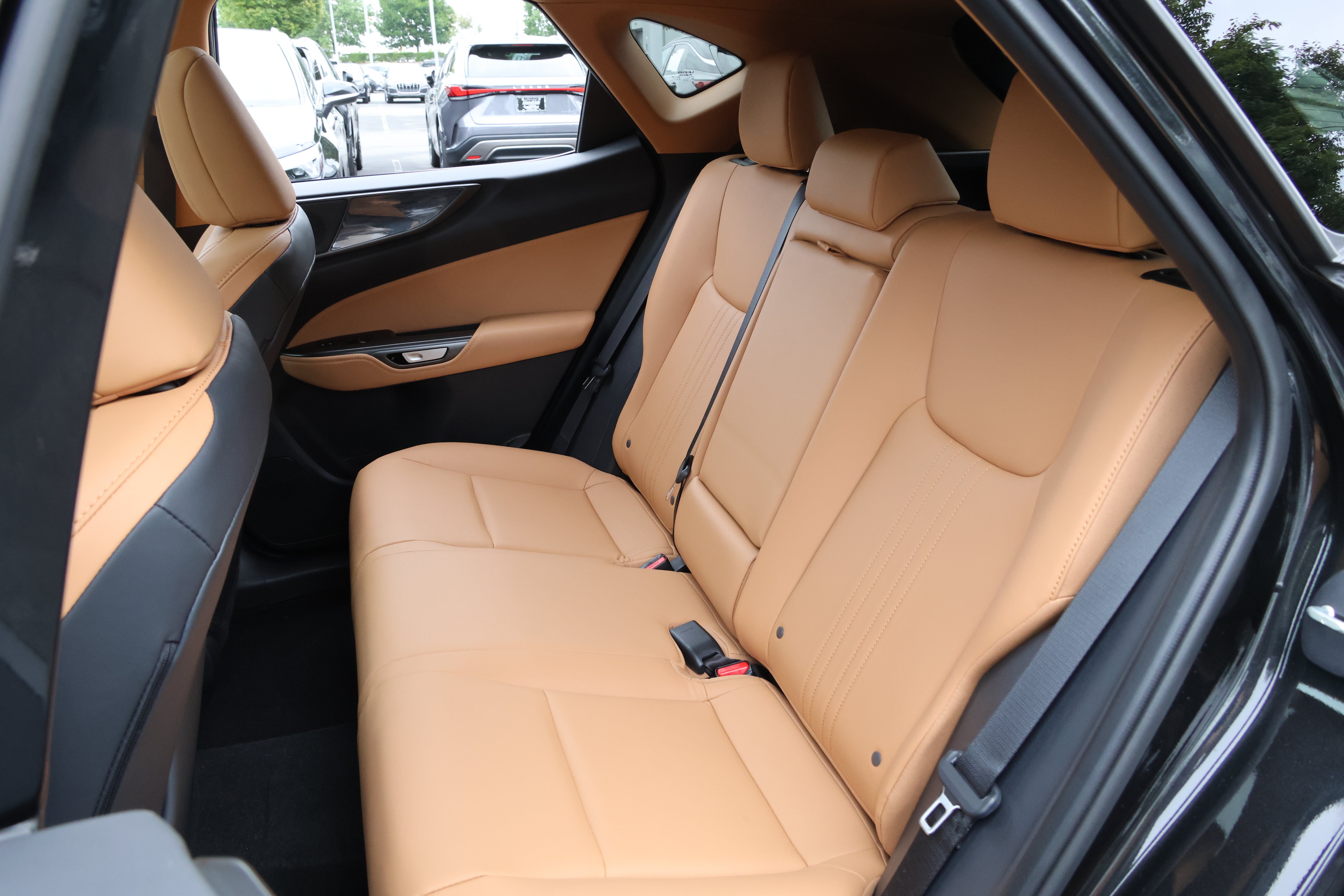 Certified 2025 Lexus NX 250 FWD w/ Cold Area Package image 37