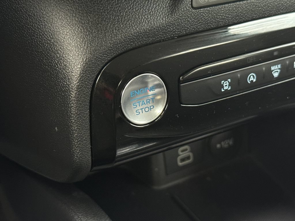 Used 2025 Ford Escape Active w/ Tech Pack #1 FWD image 22
