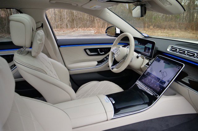 Used 2023 Mercedes-Benz S 580 4MATIC Sedan image 55