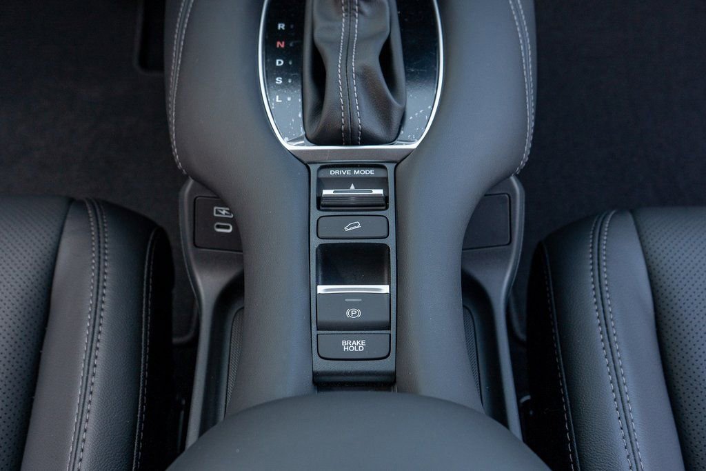 New 2026 Honda HR-V EX-L image 23