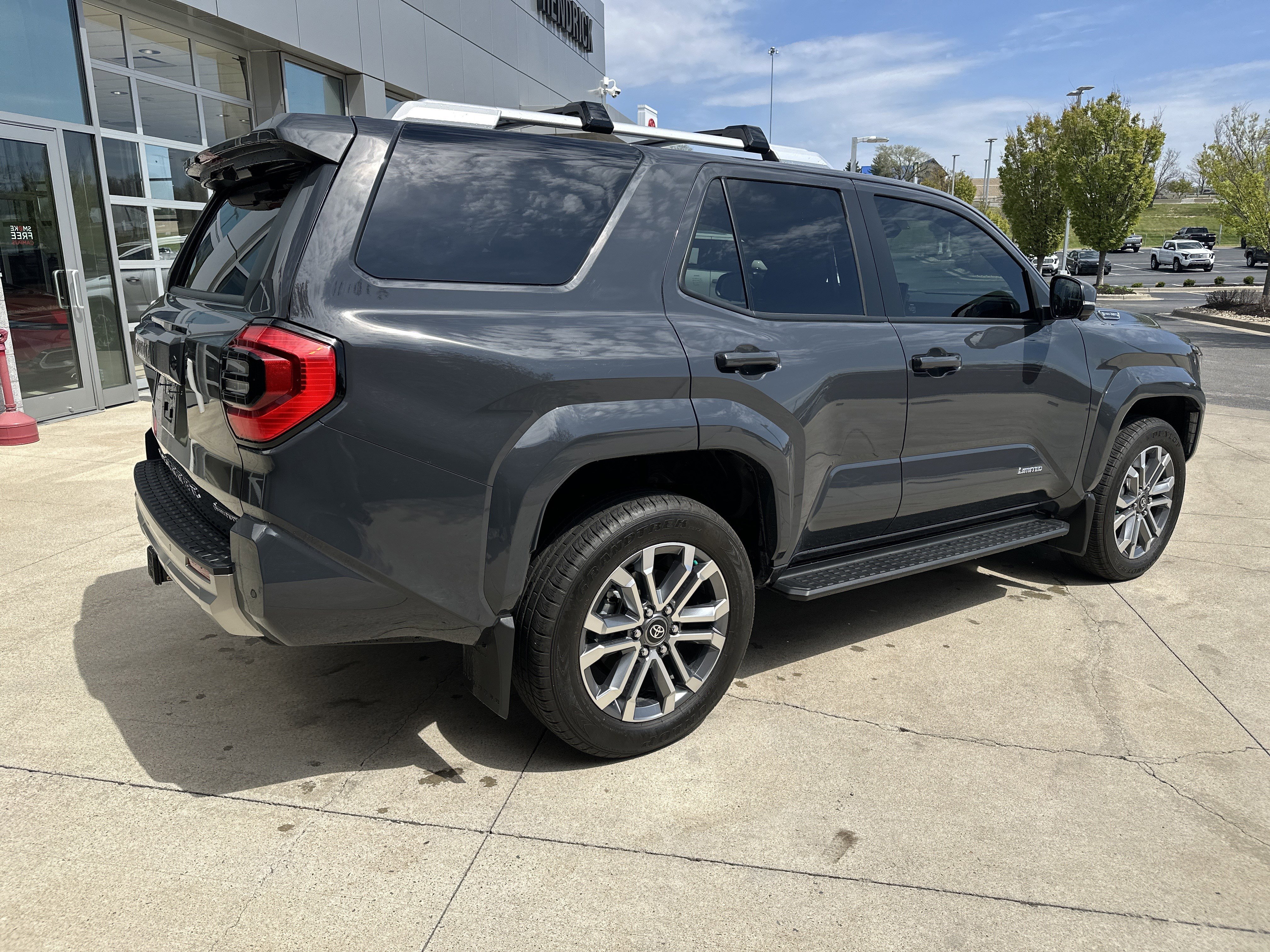Used 2025 Toyota 4Runner Limited image 6