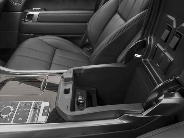 Used 2017 Land Rover Range Rover Sport HSE image 15