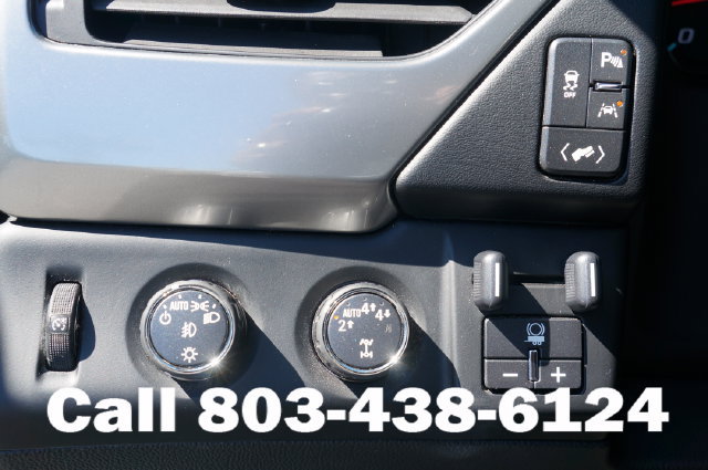 Used 2019 Chevrolet Tahoe LT w/ LT Signature Package AWD/4WD image 7