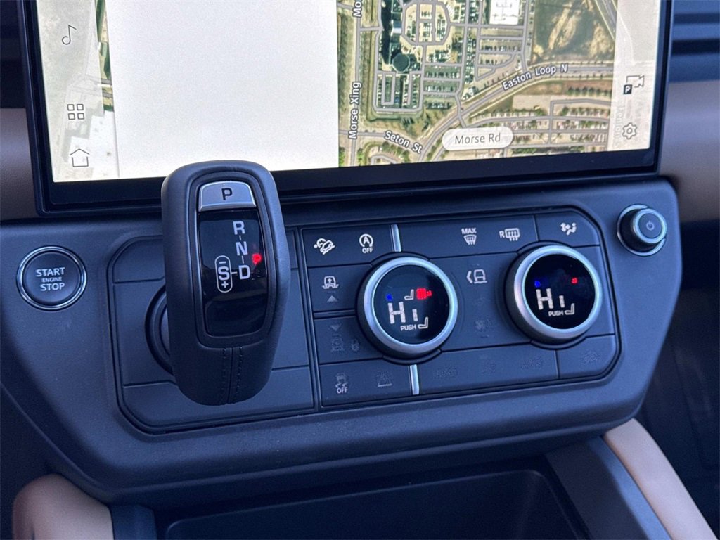 New 2026 Land Rover Defender 110 X-Dynamic SE image 24