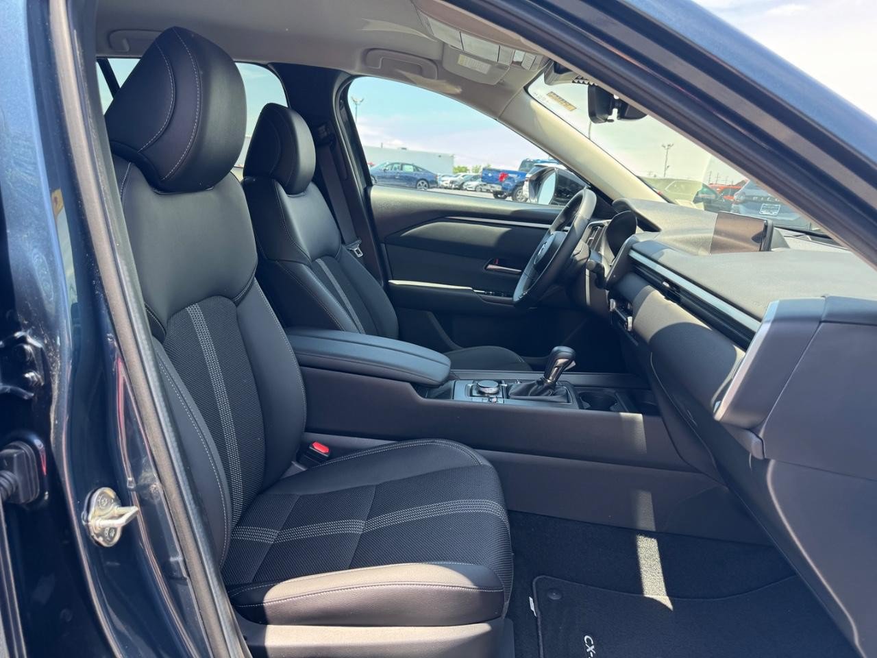 Used 2025 MAZDA CX-50 AWD 2.5 S w/ Preferred Package image 18
