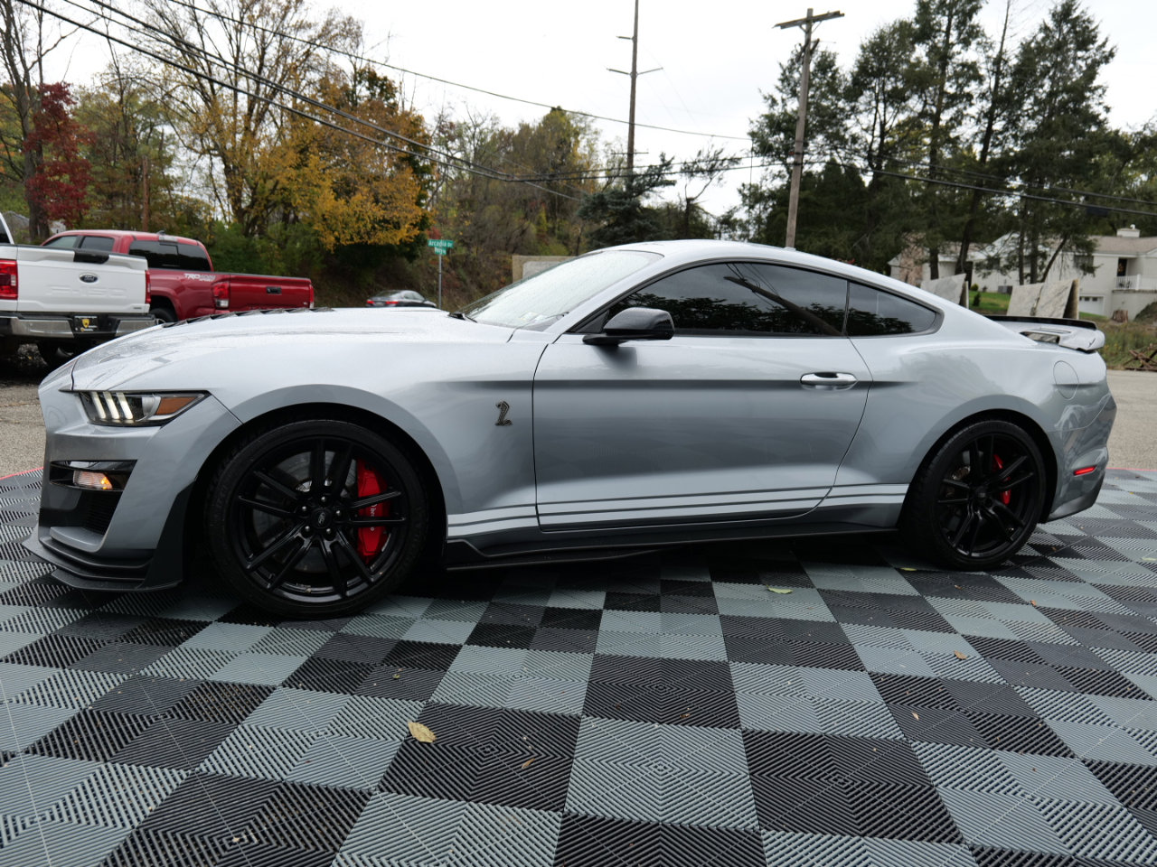Used 2021 Ford Mustang Shelby GT500 w/ Technology Package image 9