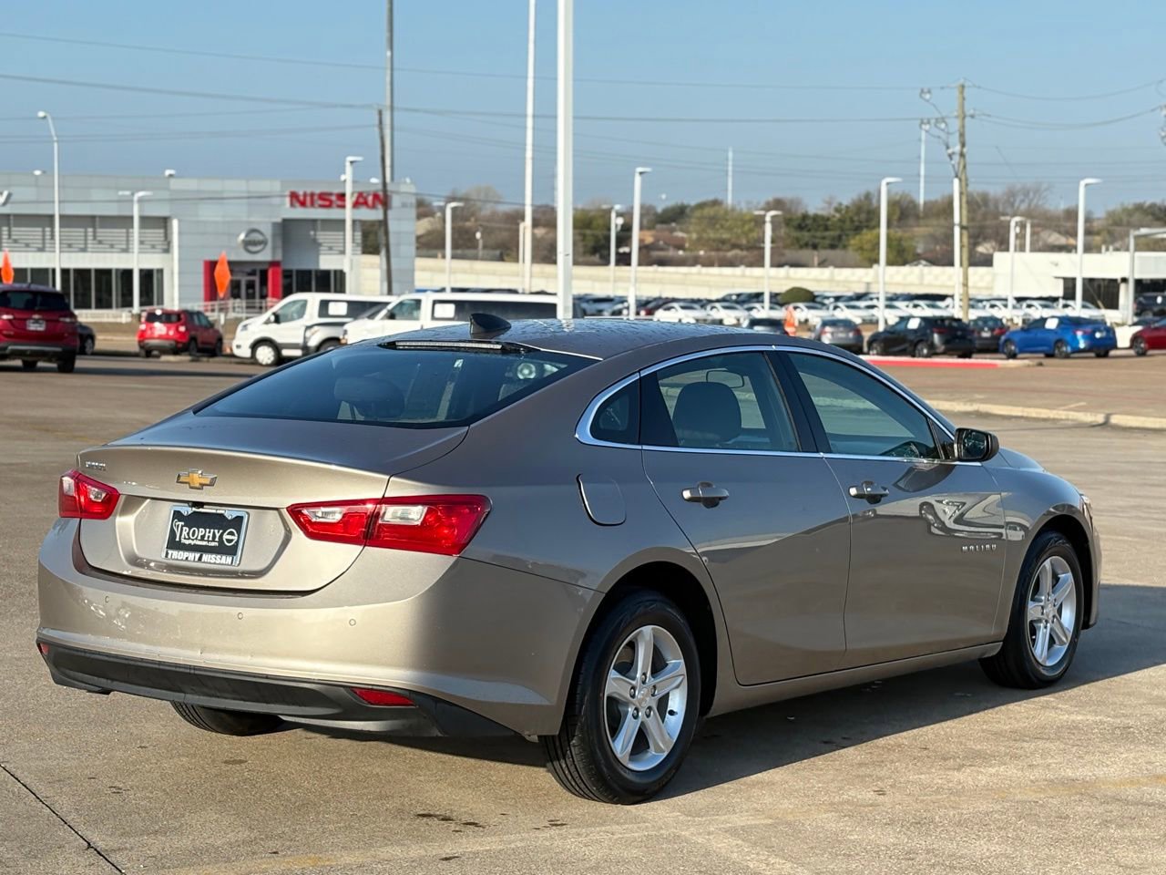 Used 2025 Chevrolet Malibu LS image 8