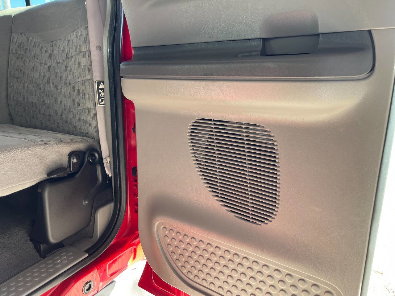 Used 2000 Ford F250 XLT image 22