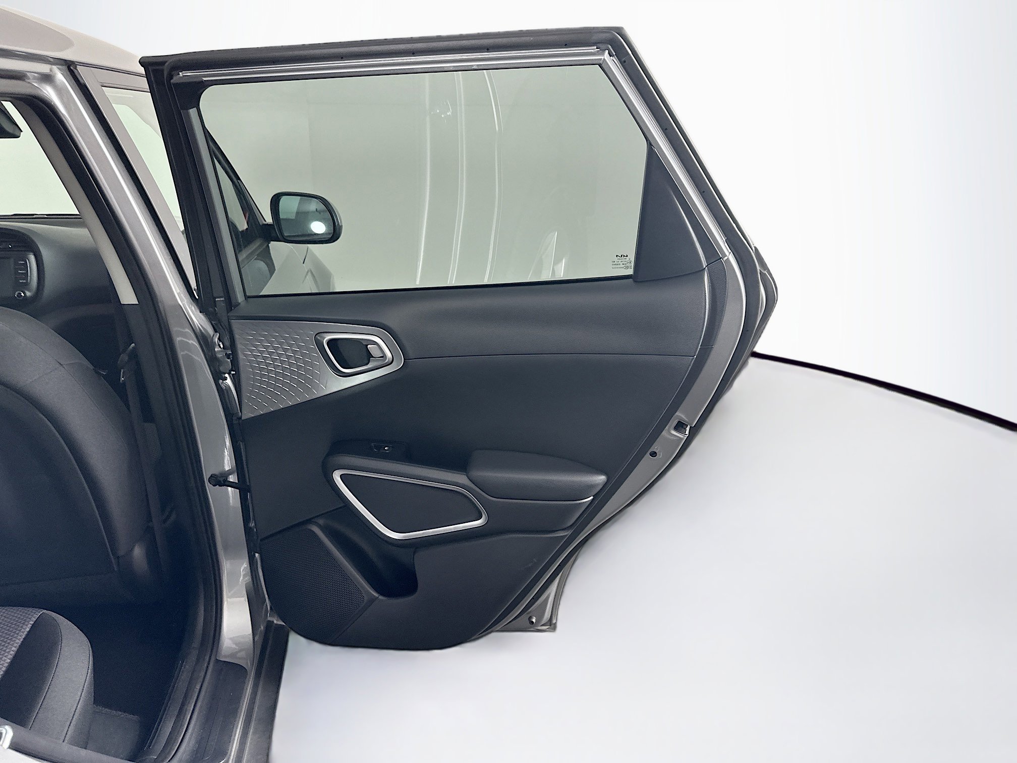 Used 2025 Kia Soul LX w/ LX Technology Package image 28