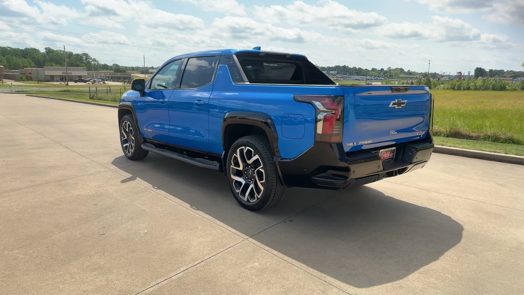 New 2025 Chevrolet Silverado EV RST AWD/4WD image 6