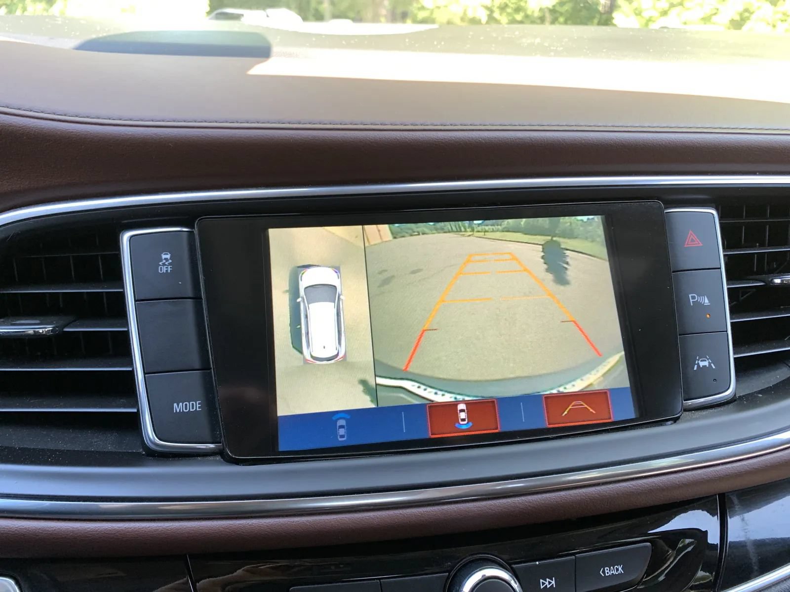 Used 2019 Buick Enclave Avenir w/ Avenir Technology Package FWD image 14