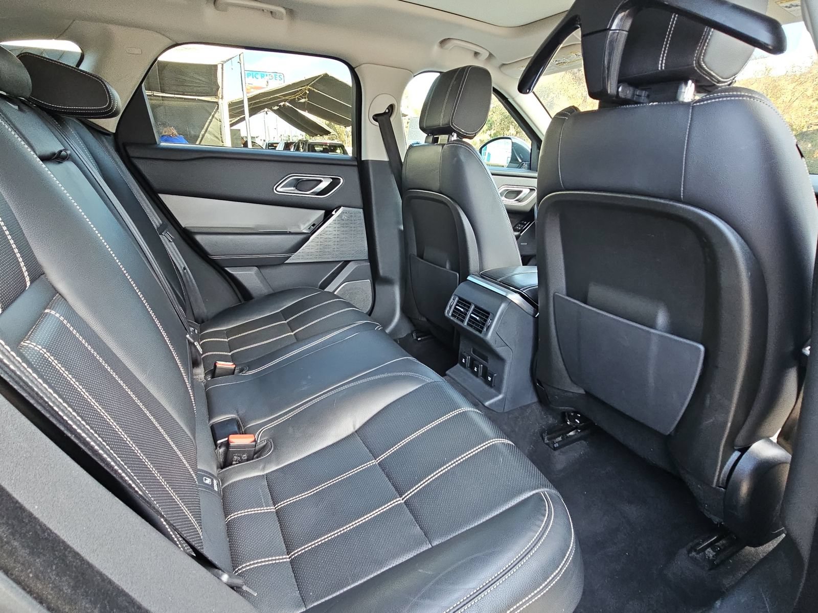 Used 2020 Land Rover Range Rover Velar S AWD/4WD image 11