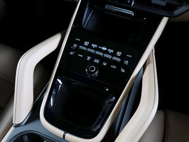 New 2025 Porsche Cayenne S image 17