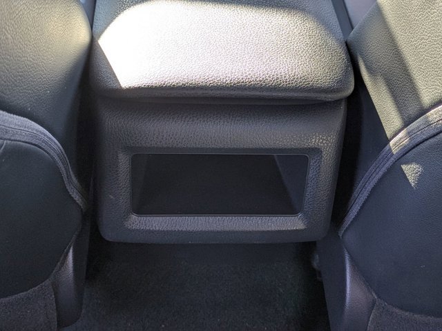 Used 2022 Toyota Camry SE image 15