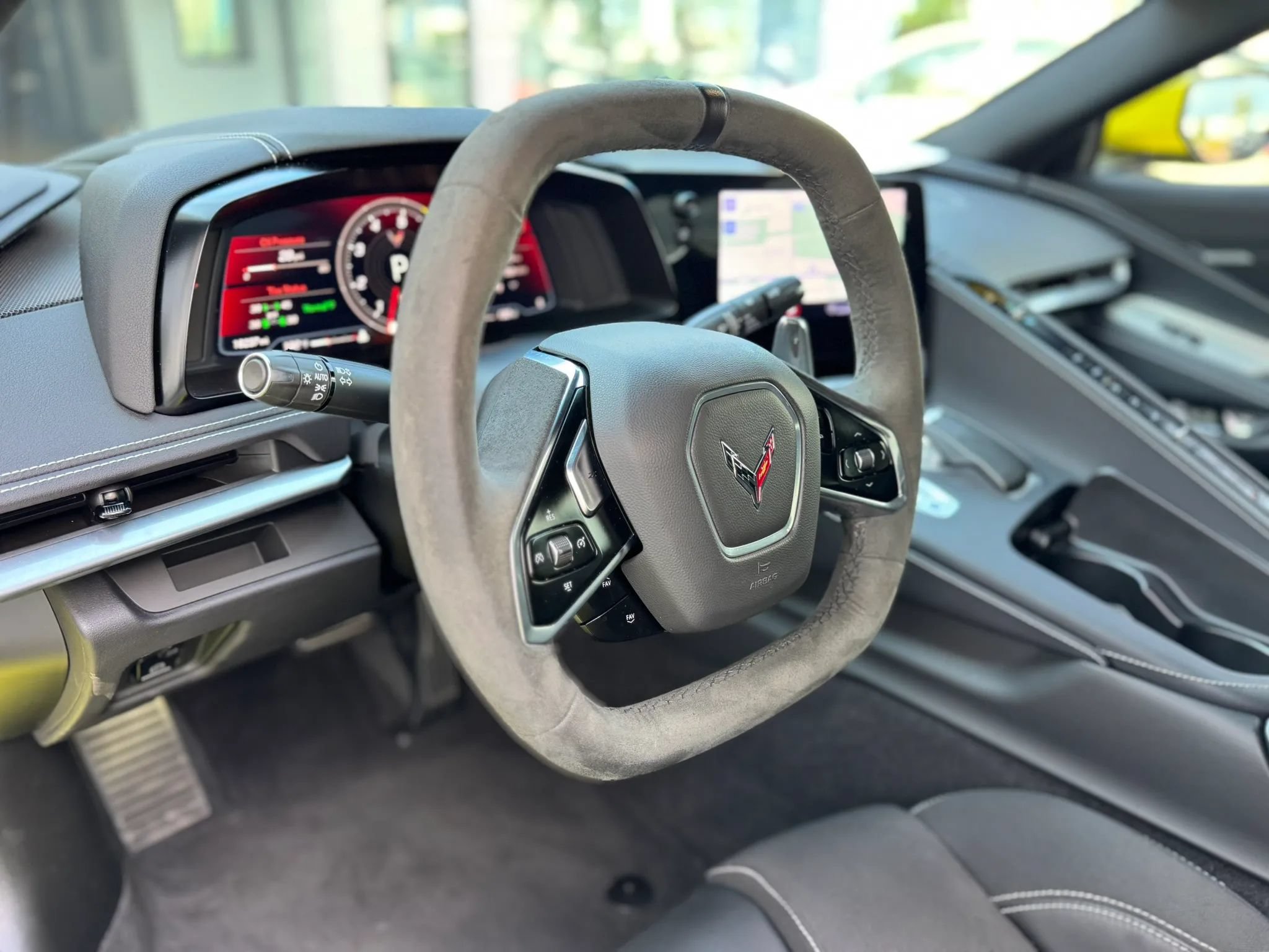 Used 2023 Chevrolet Corvette Stingray Coupe w/ Z51 Performance Package RWD image 37