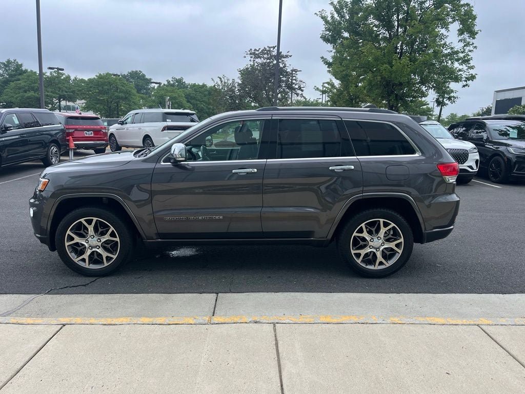 Used 2020 Jeep Grand Cherokee Overland AWD/4WD image 5