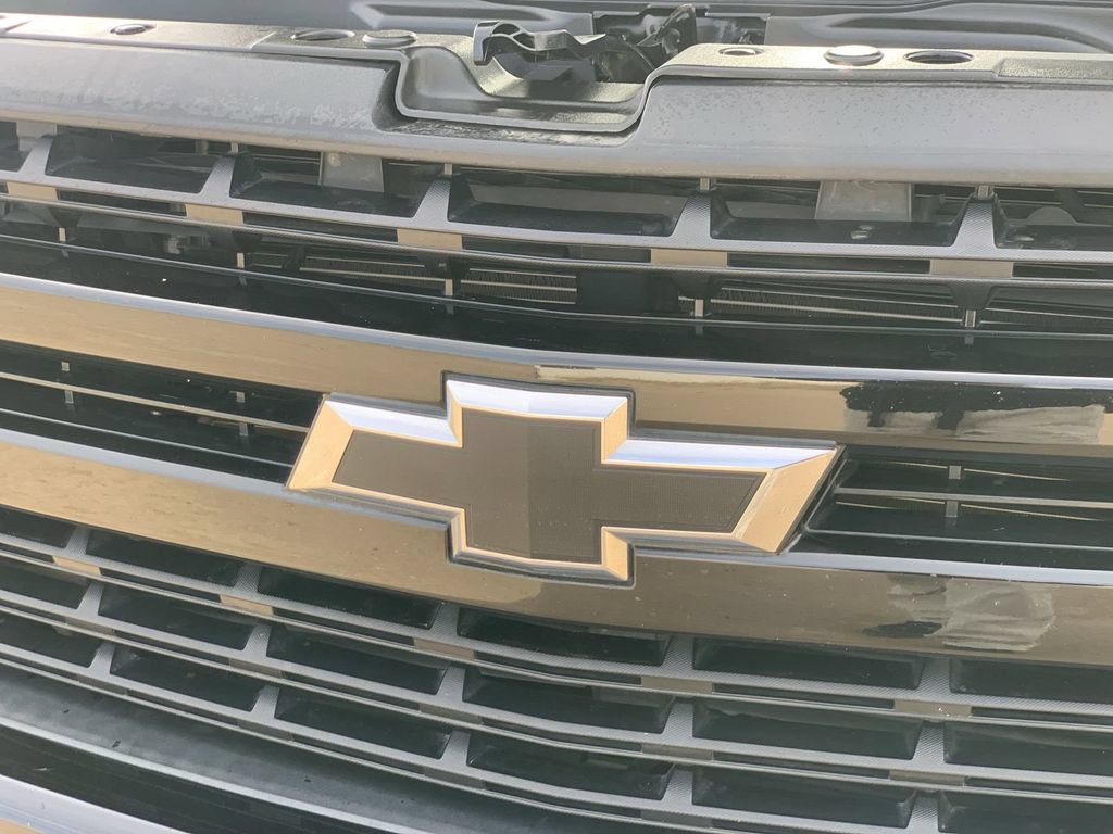 Certified 2022 Chevrolet Silverado 1500 RST AWD/4WD image 29
