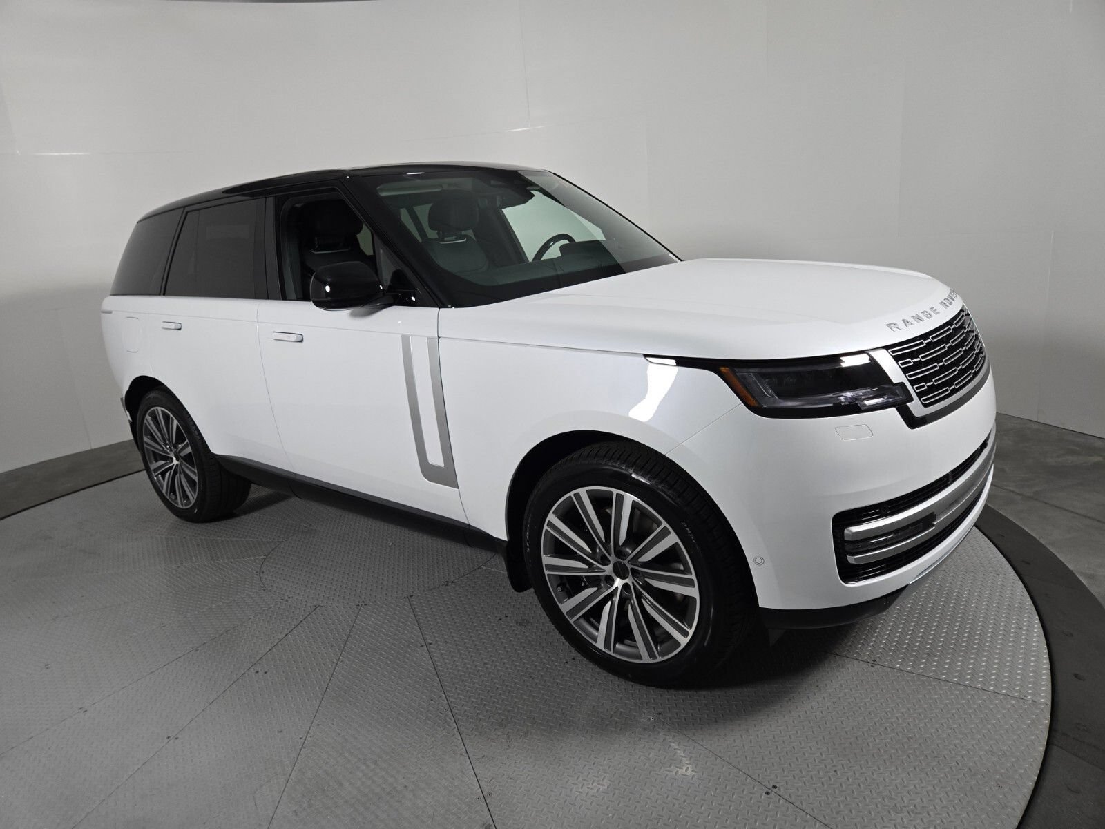 New 2026 Land Rover Range Rover Autobiography AWD/4WD image 16