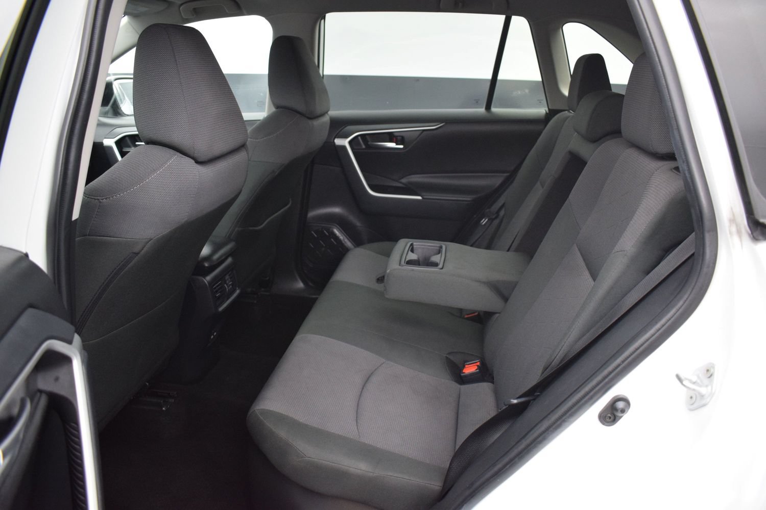 Used 2025 Toyota RAV4 XLE AWD/4WD image 12