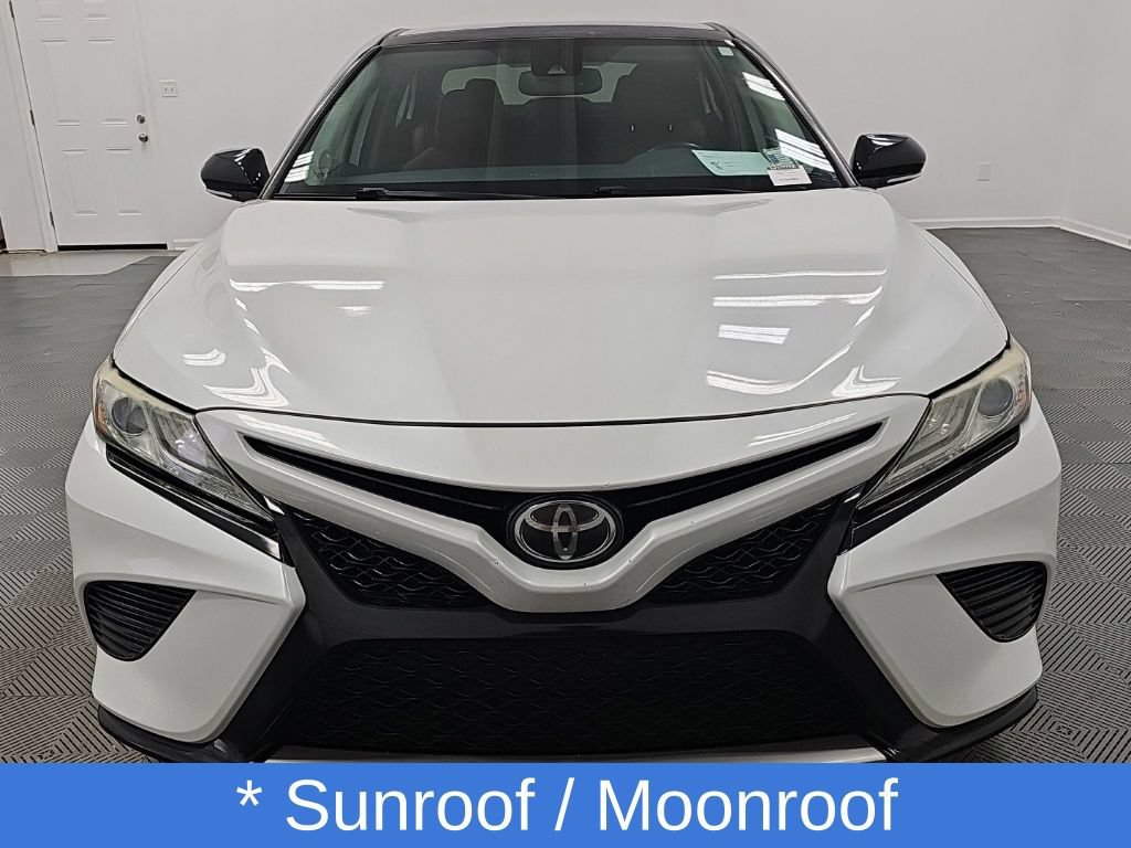 Used 2019 Toyota Camry XSE w/ Navigation Package FWD image 5