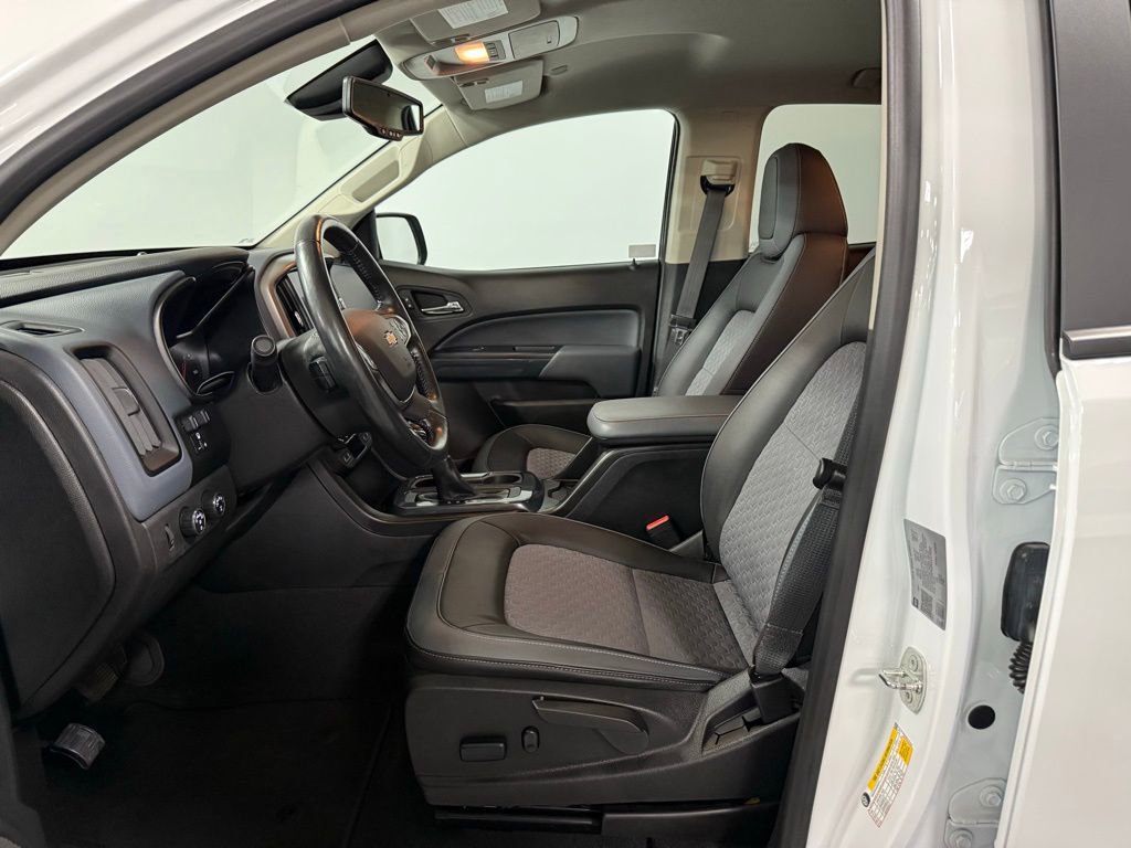 Used 2022 Chevrolet Colorado Z71 w/ Safety Package image 10