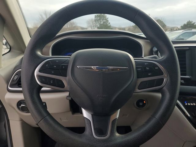 Used 2019 Chrysler Pacifica L image 21