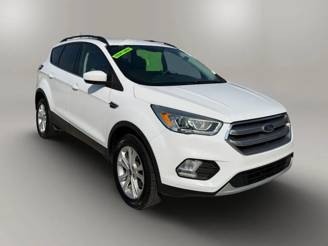 Used 2017 Ford Escape SE w/ Equipment Group 201A FWD image 1