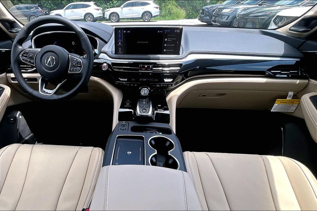 New 2026 Acura MDX w/ Technology Package FWD image 2