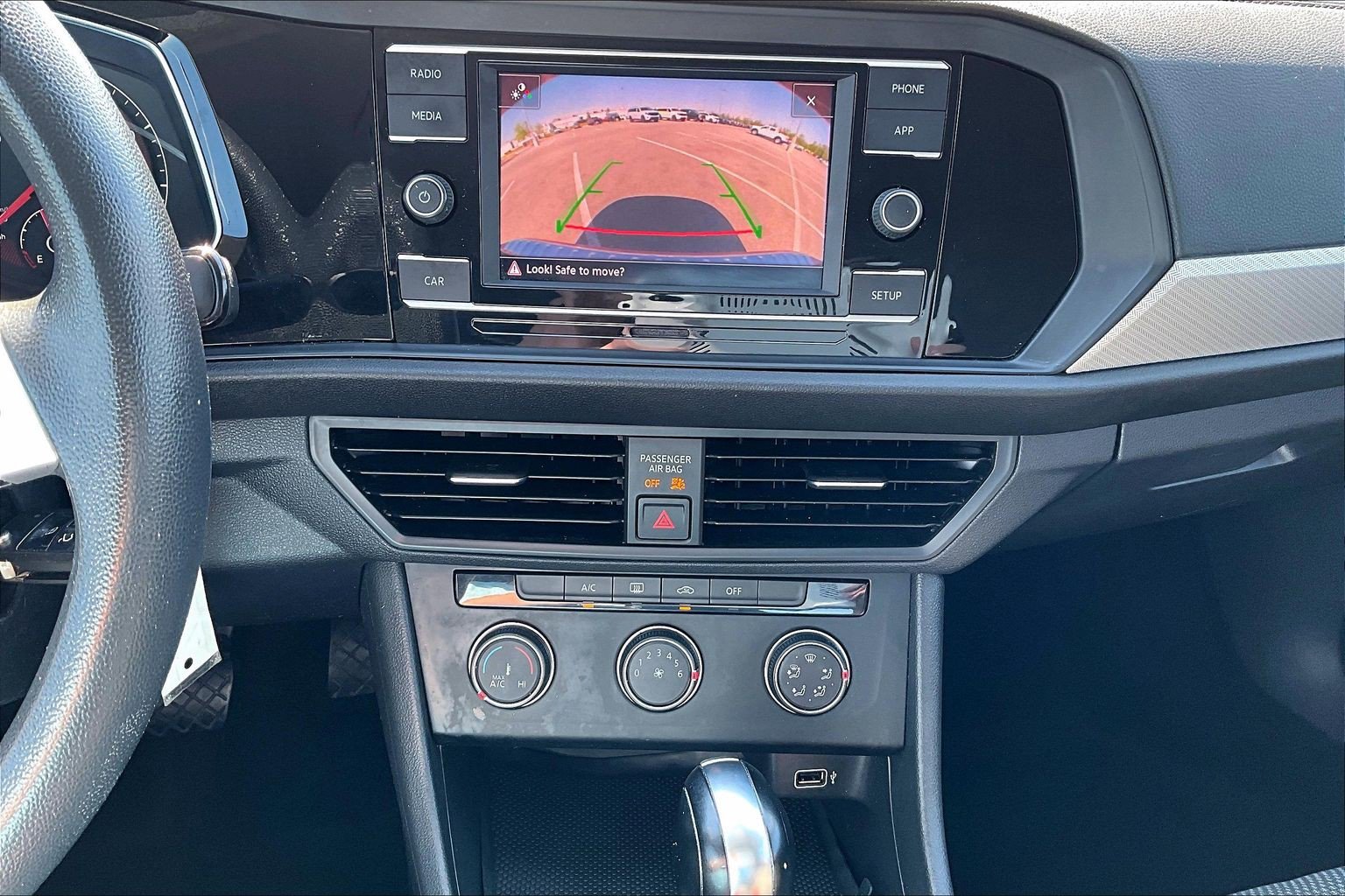 Used 2019 Volkswagen Jetta FWD image 15