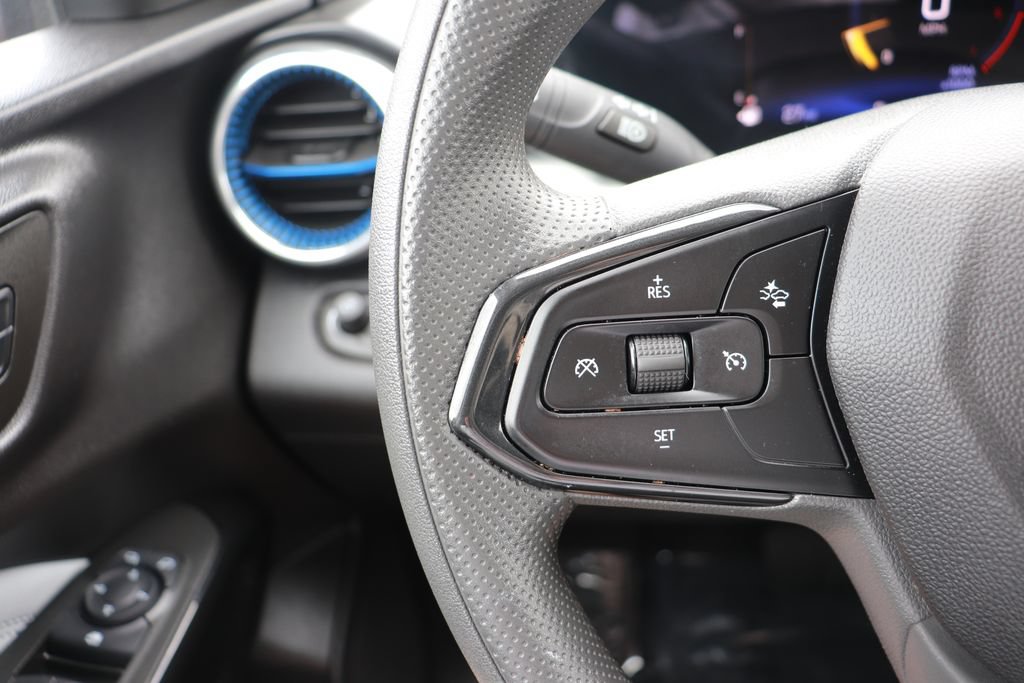 Used 2026 Chevrolet Trax LT FWD image 19