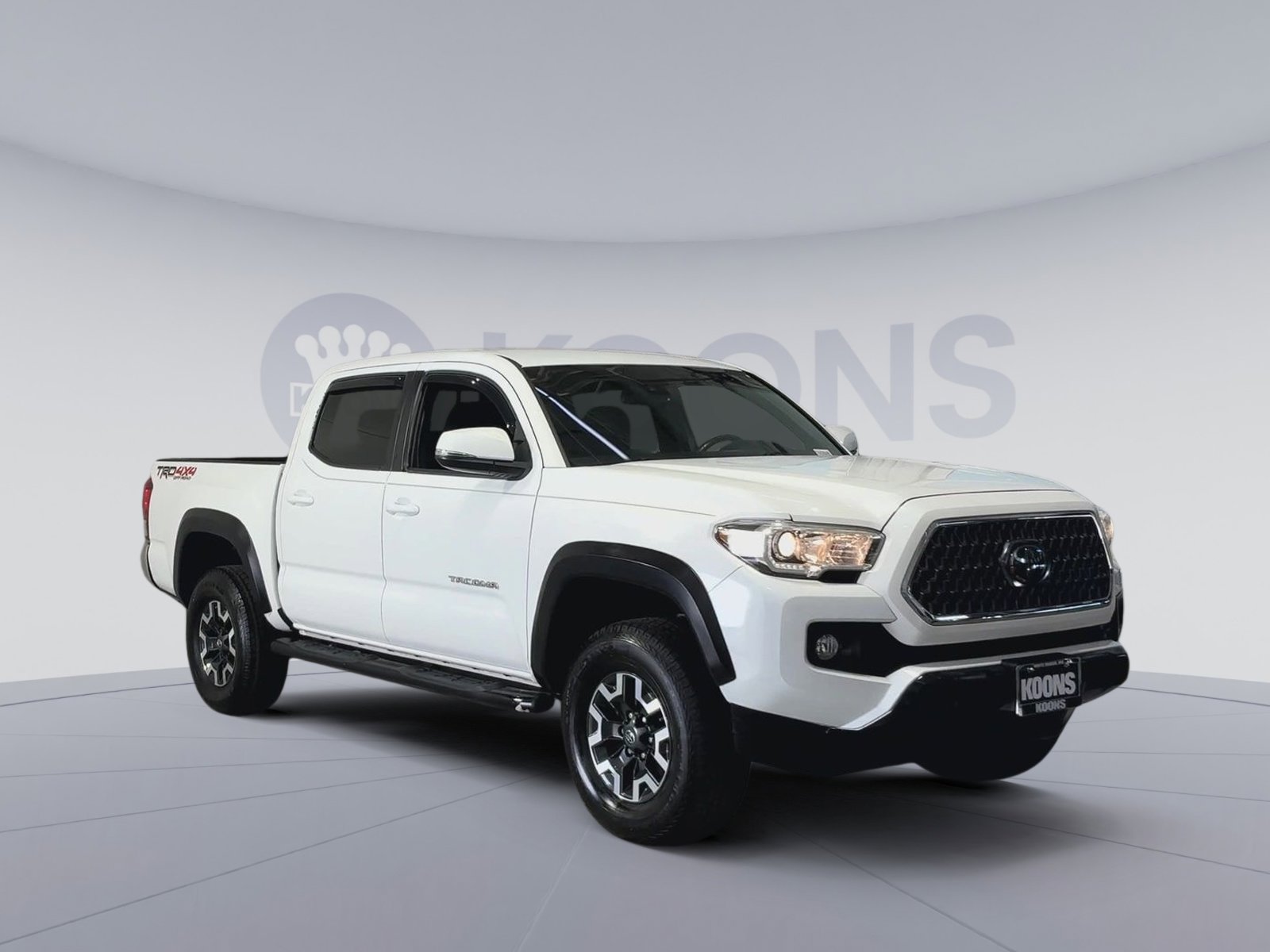 Used 2019 Toyota Tacoma TRD Off-Road AWD/4WD image 2