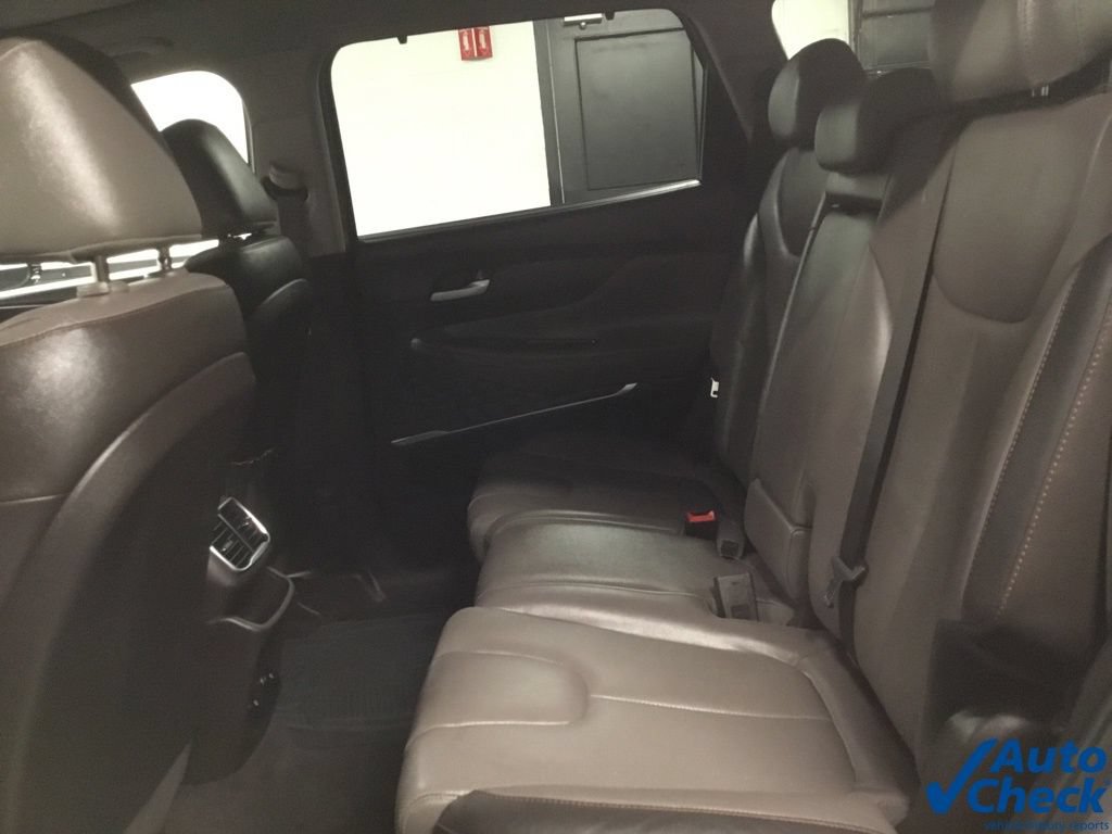 Used 2019 Hyundai Santa Fe Limited AWD/4WD image 30