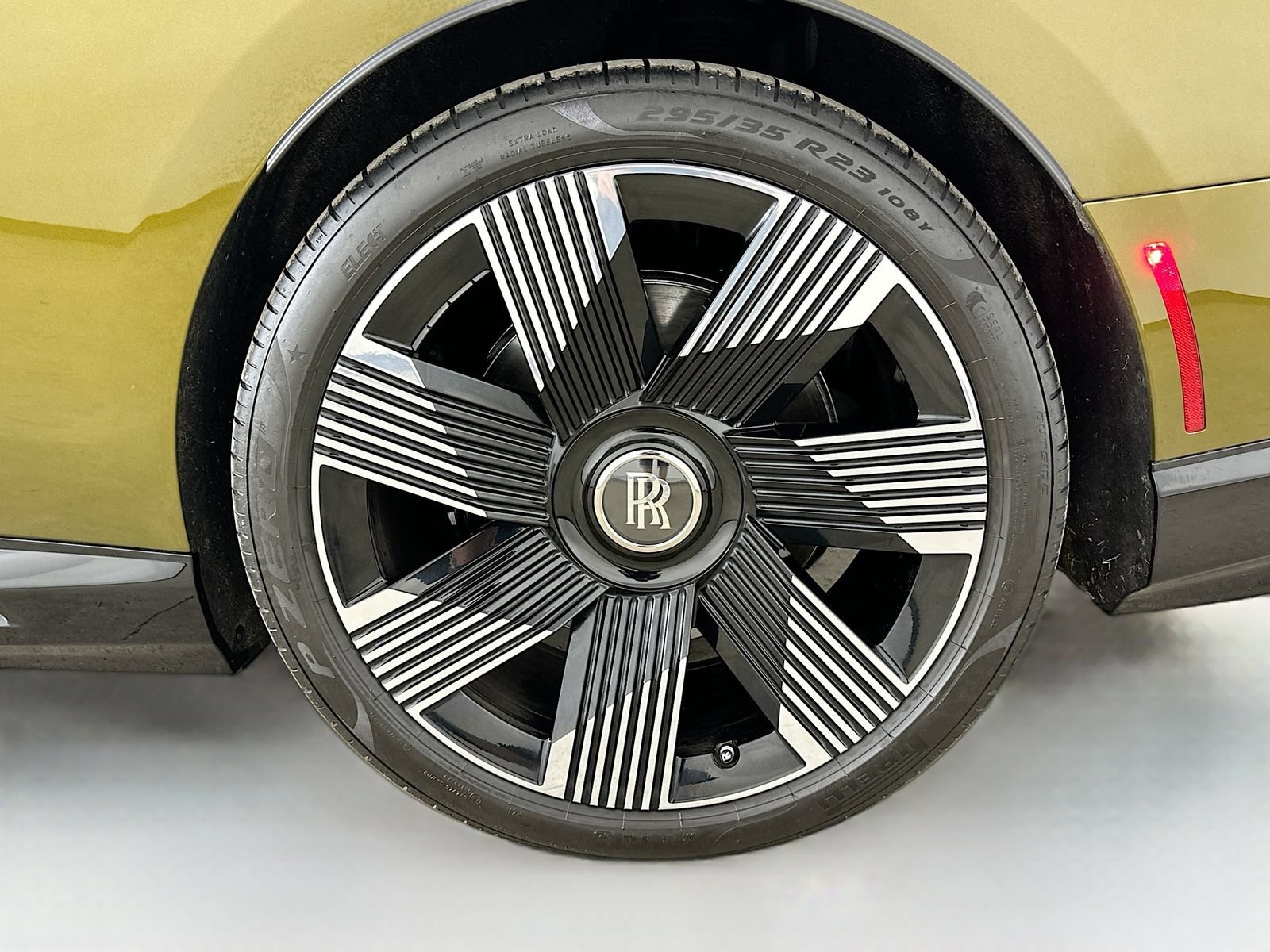 Used 2024 Rolls-Royce Spectre w/ Leather Finishing Pack AWD/4WD image 50