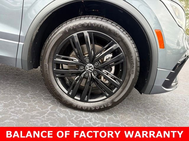 Used 2022 Volkswagen Tiguan SE R-Line FWD image 8