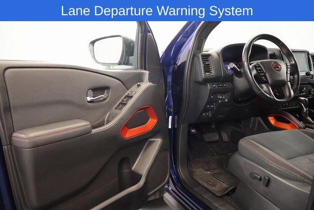 Used 2022 Nissan Frontier PRO-4X image 9