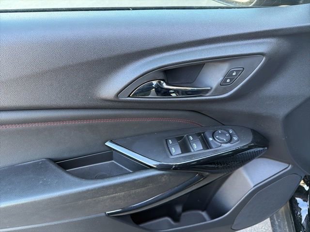 Used 2025 Chevrolet Trax RS image 21