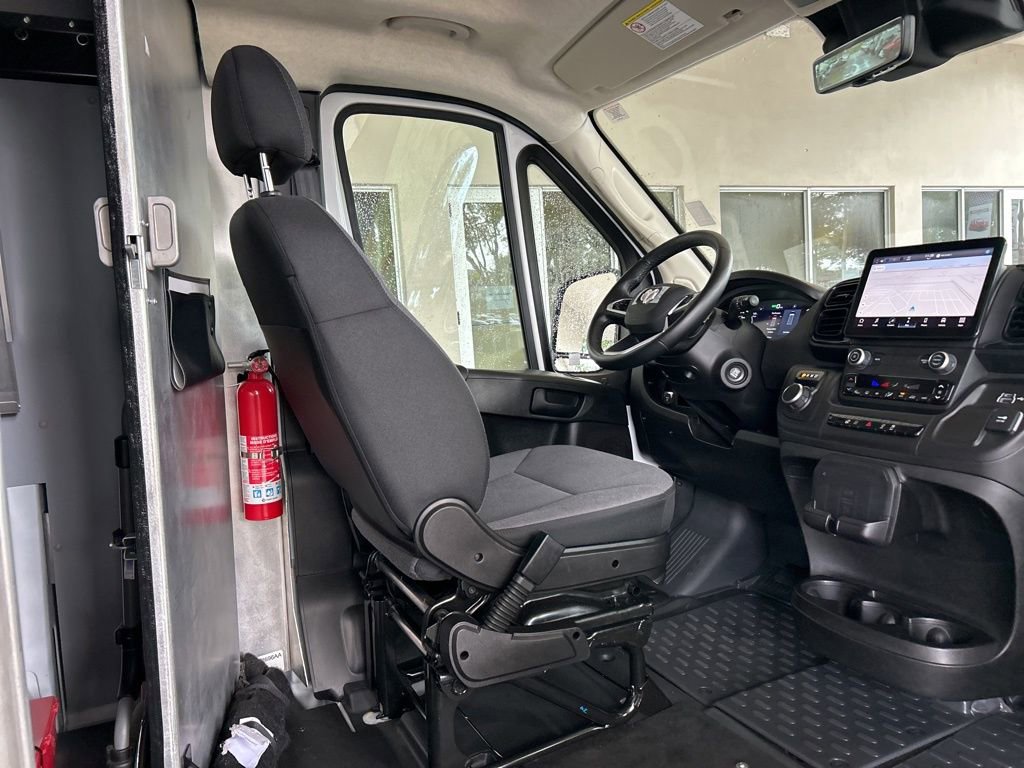 Used 2024 RAM ProMaster 3500 w/ Delivery Van Package image 23