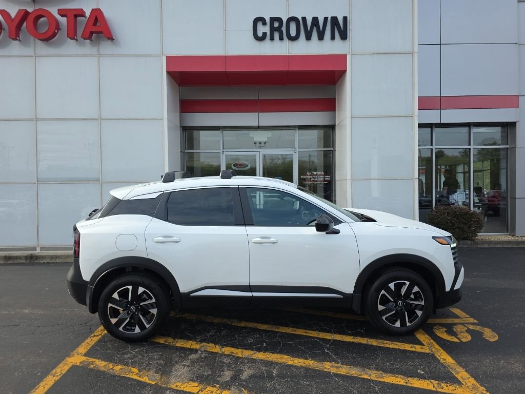 Used 2026 Nissan Kicks SV w/ Cold Weather Package AWD/4WD image 2