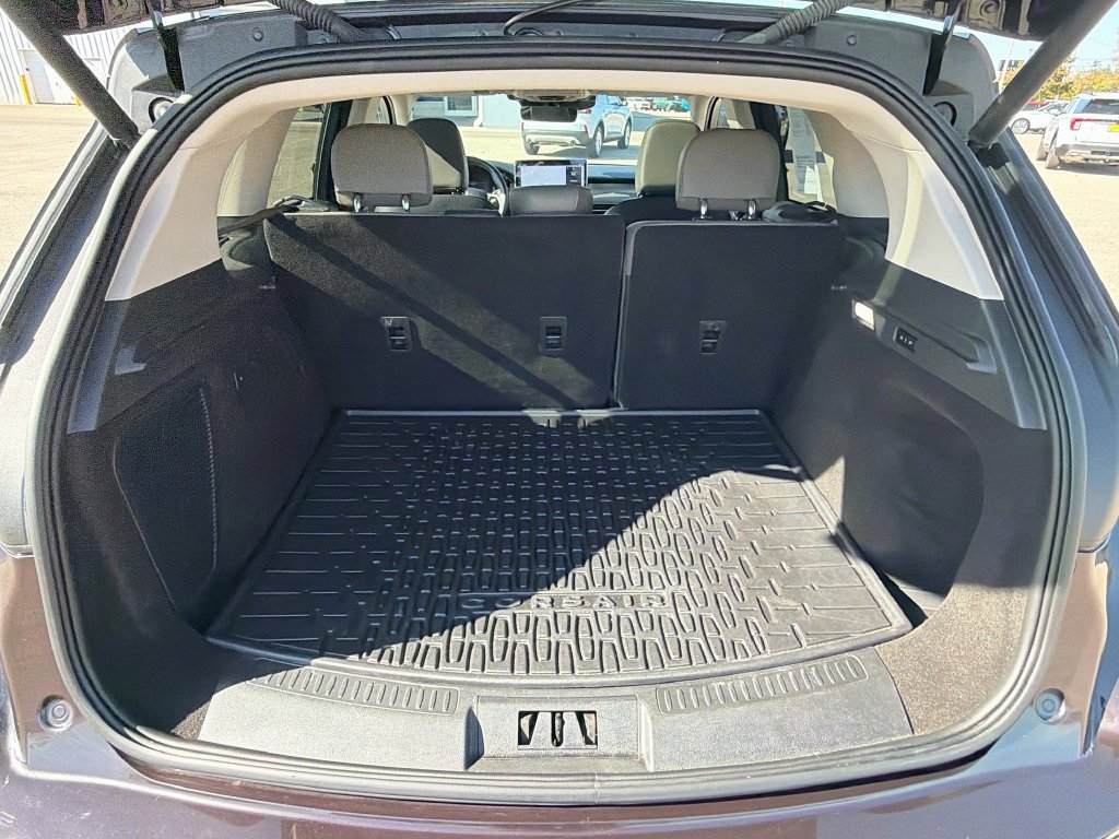 Used 2023 Lincoln Corsair AWD w/ Equipment Group 101A image 29