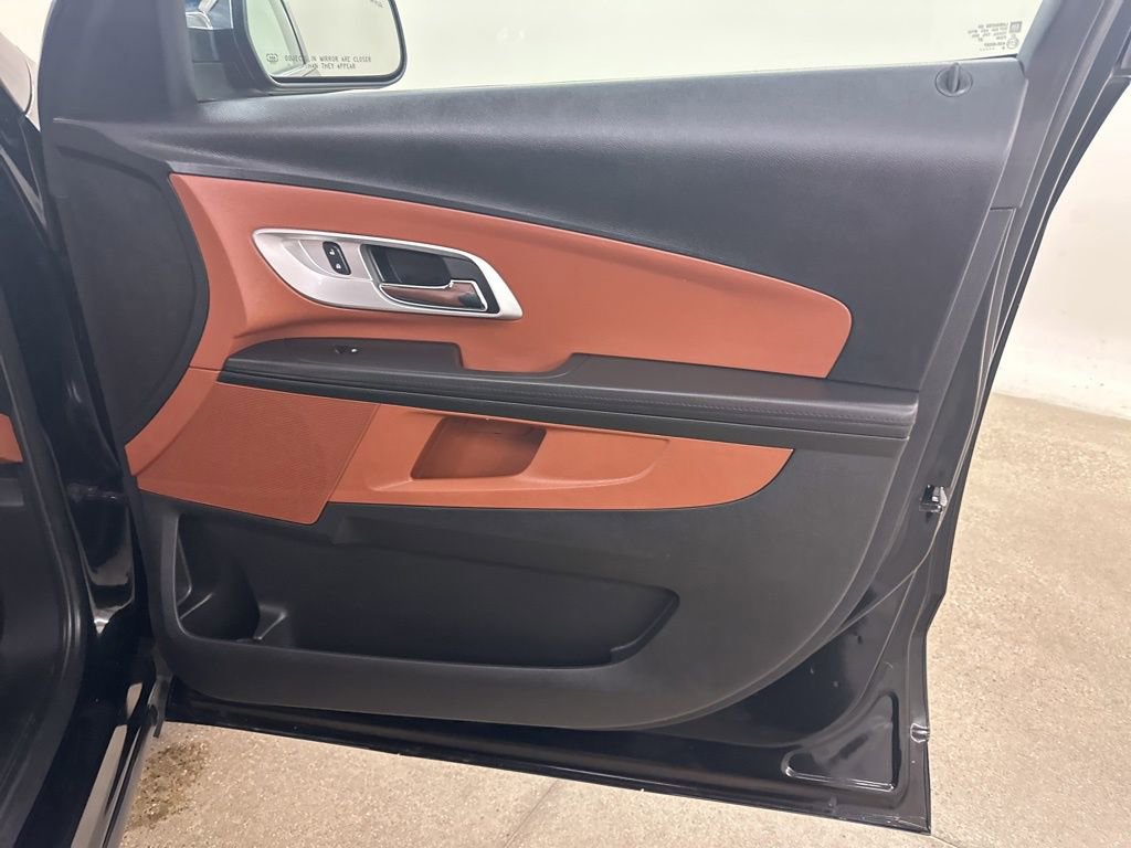 Used 2017 Chevrolet Equinox Premier w/ Enhanced Convenience Package image 19