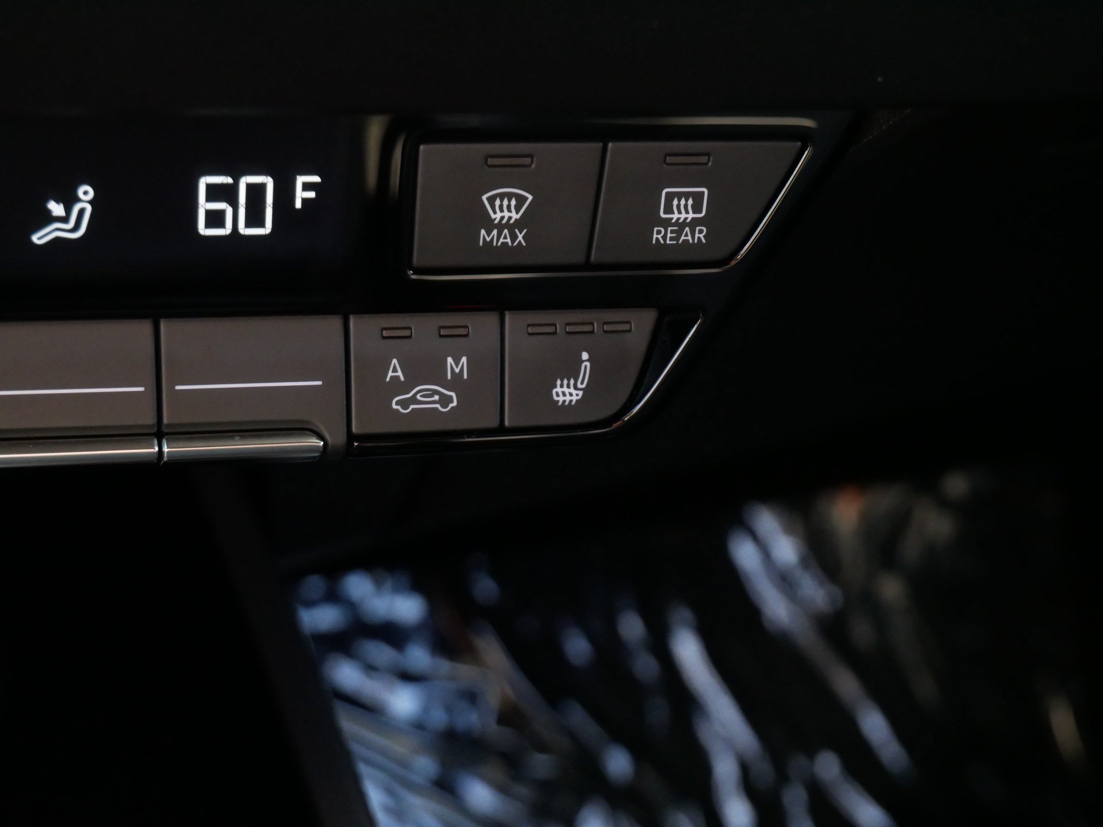 Used 2023 Audi Q4 e-tron Premium Plus w/ Premium Plus RWD image 29
