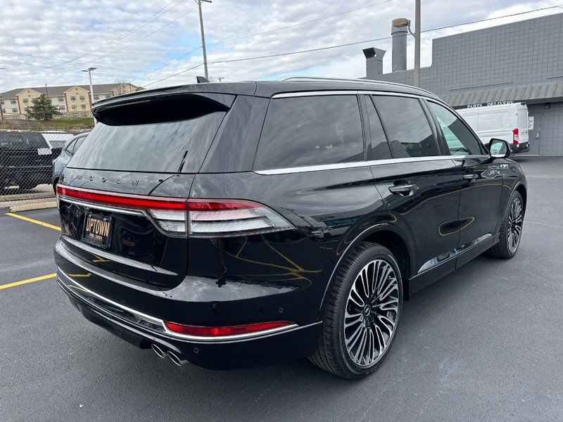 Certified 2023 Lincoln Aviator Black Label w/ Dynamic Handling Package image 3
