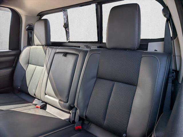 Used 2019 Nissan Titan PRO-4X image 16