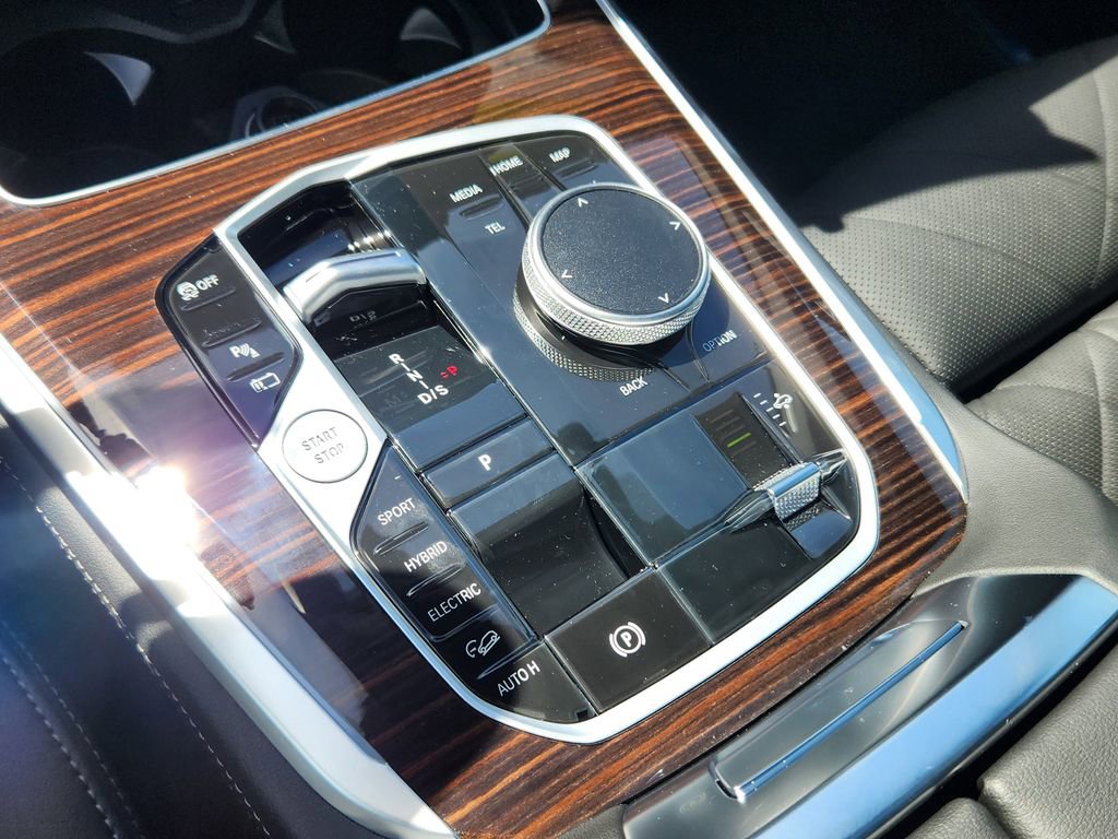 New 2026 BMW X5 xDrive50e AWD/4WD image 18